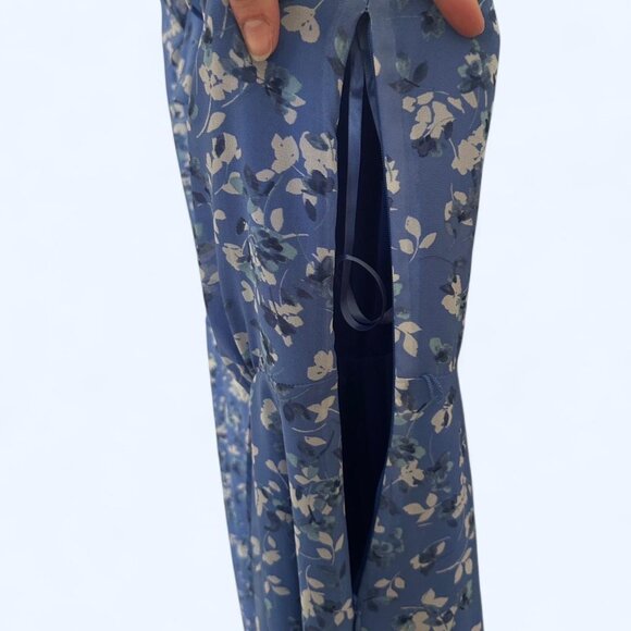 Blue Floral Wrap-Style Dress - Picture 5 of 8